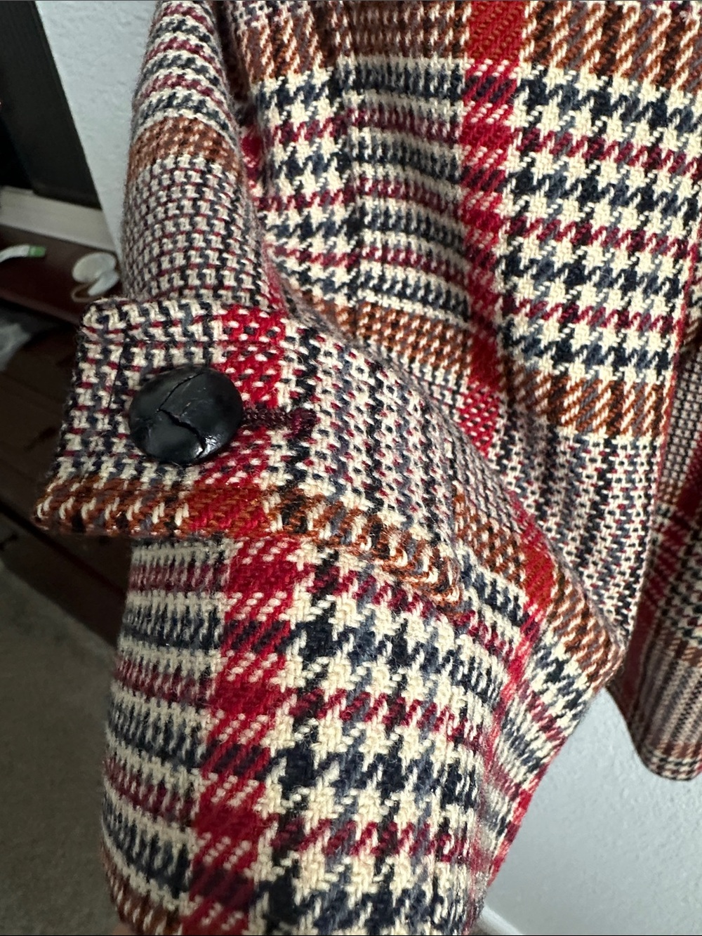 Vintage Pendleton Red Plaid Wool Pea Coat with Black Faux Fur Collar size M - Picture 5 of 10